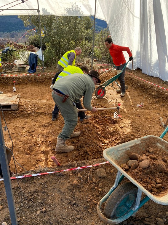 Excavación en el yacimientoi de Revilleja de Valparaíso