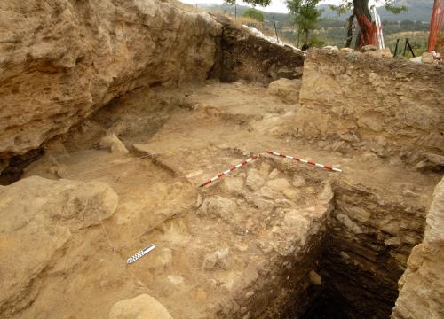 Vista general de la excavación del Abrigo de Navalmaíllo/Equipo de Investigación de Pinilla del Valle